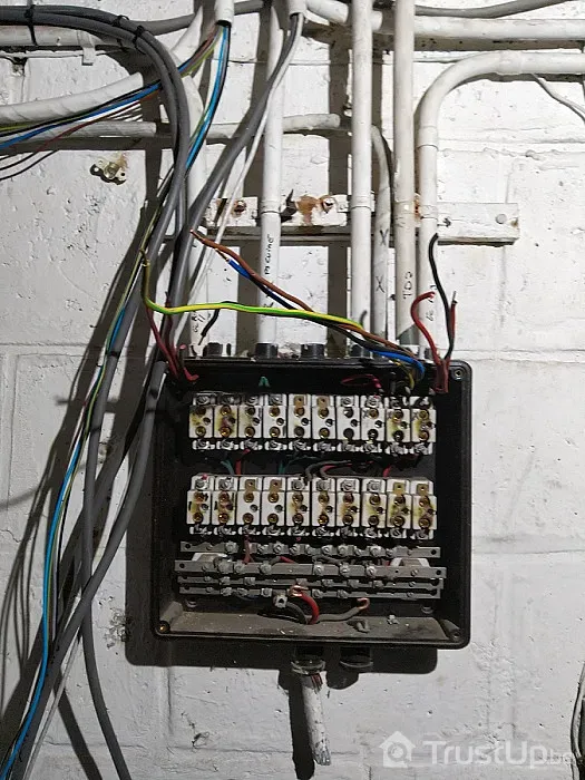 controle-installation-electrique.jpg