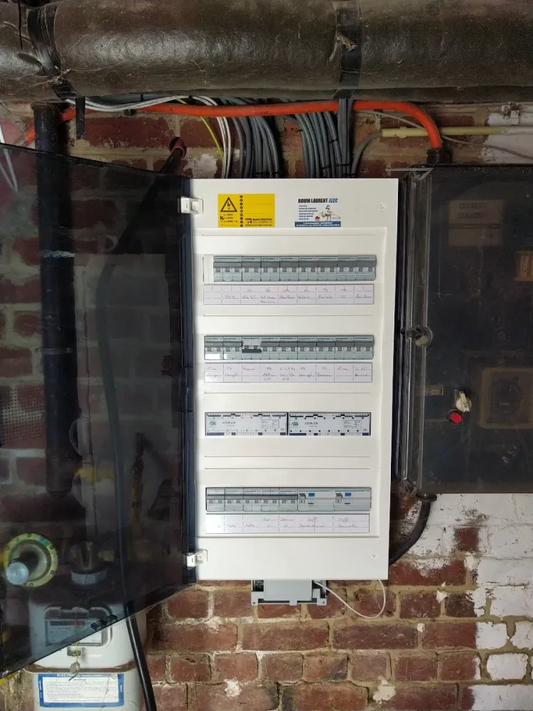 depannage-electrique-erquelinnes.jpg